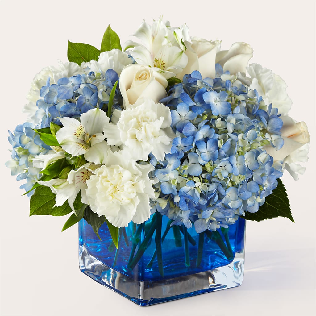 Soothing Waters Bouquet – KEITH'S FLOWER SHOP, Mount Gilead OH
