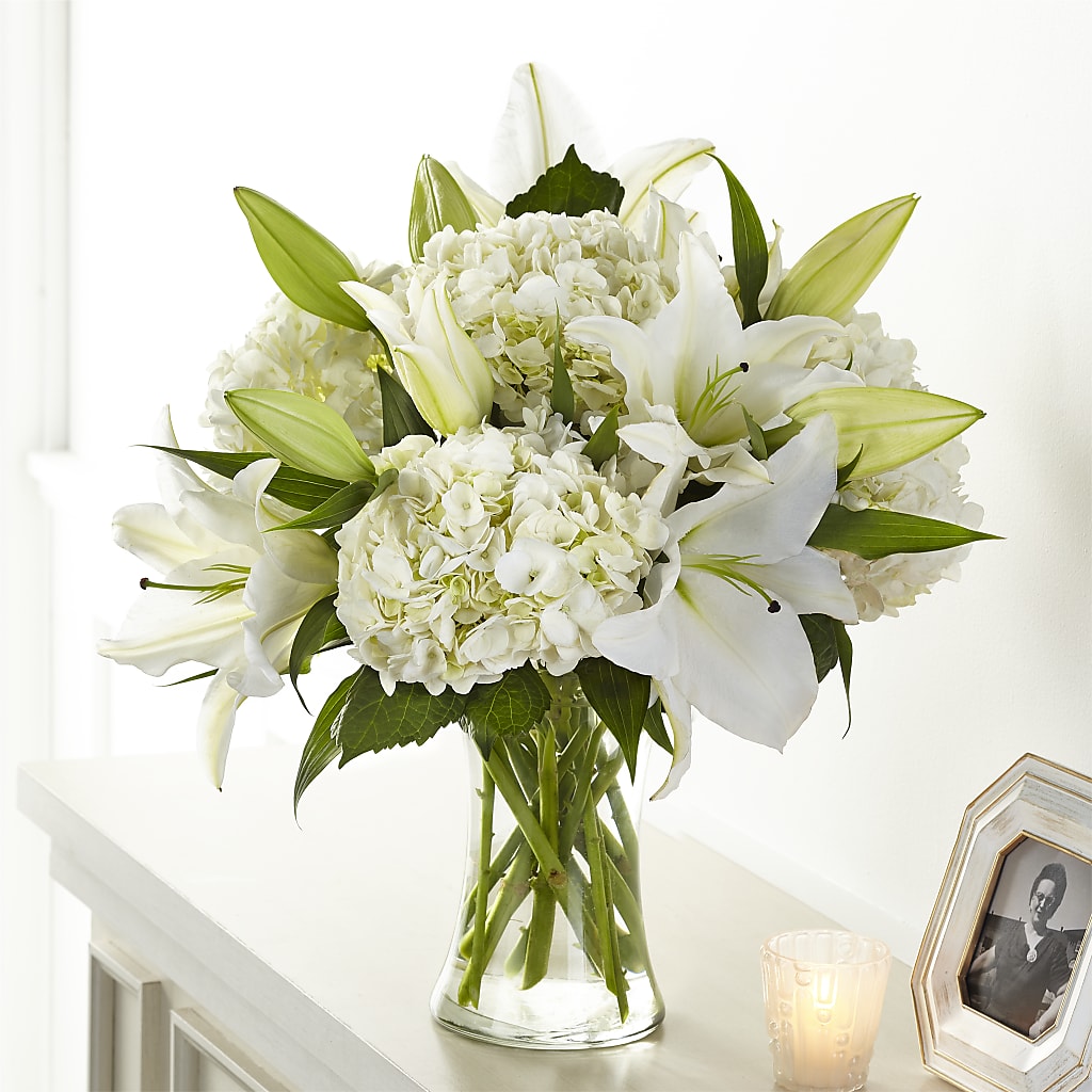 Compassionate Lily Bouquet – KEITH'S FLOWER SHOP, Mount Gilead OH