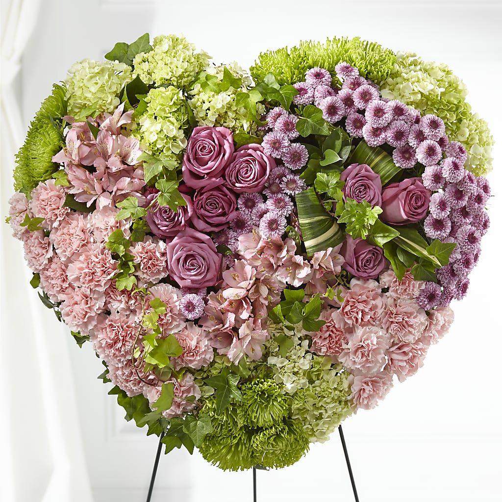 Heartwarming Standing Heart – KEITH'S FLOWER SHOP, Mount Gilead OH