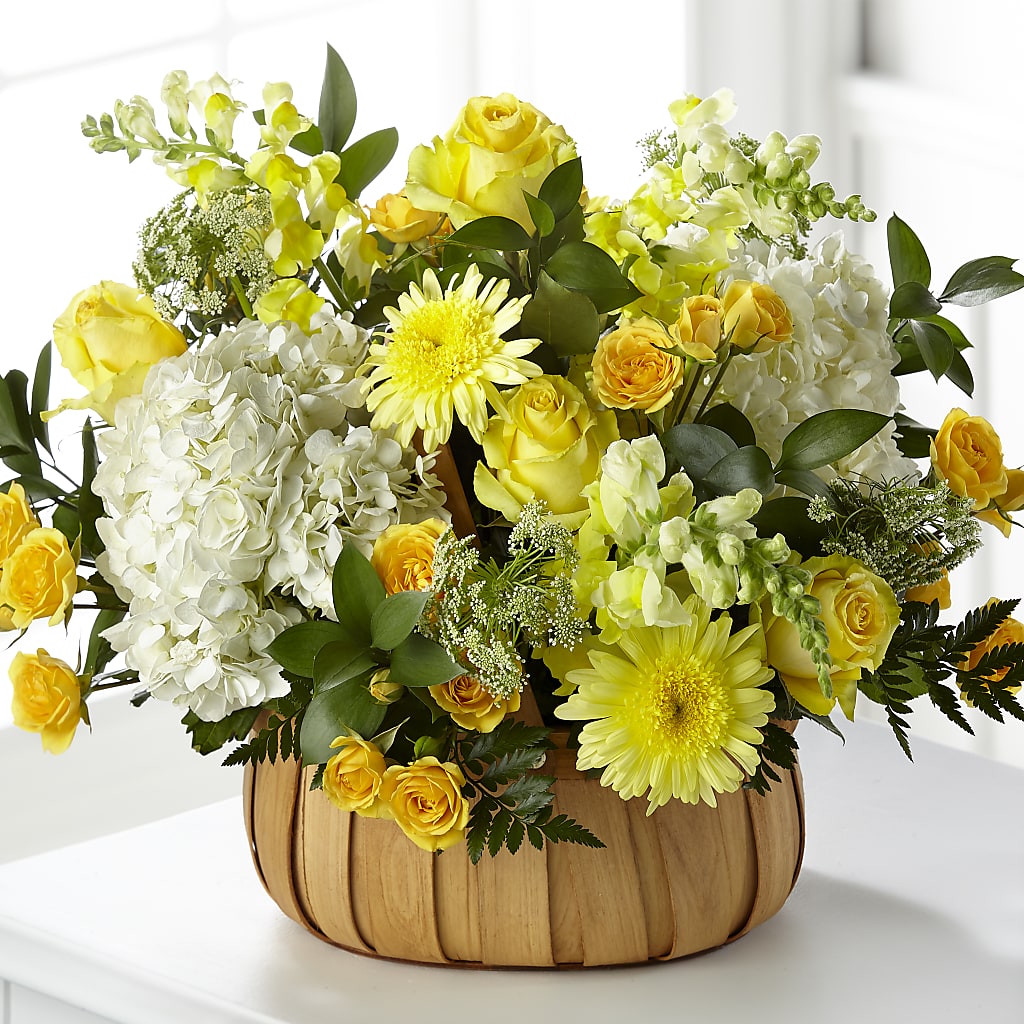 Rustic Remembrance Basket – KEITH'S FLOWER SHOP, Mount Gilead OH