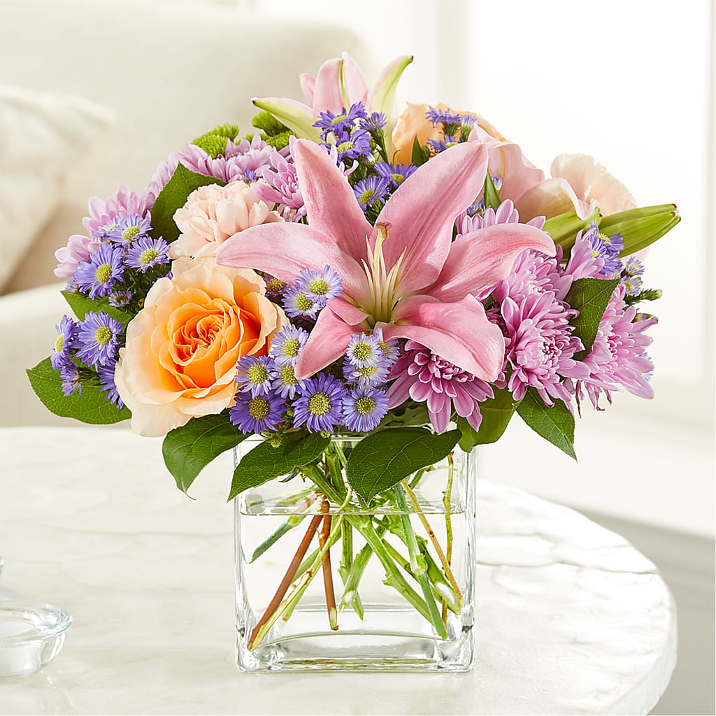 Delicate Details Bouquet – KEITH'S FLOWER SHOP, Mount Gilead OH