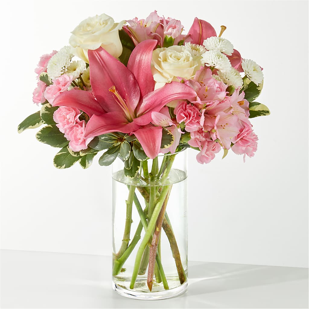 Piece of Cake Bouquet – KEITH'S FLOWER SHOP, Mount Gilead OH