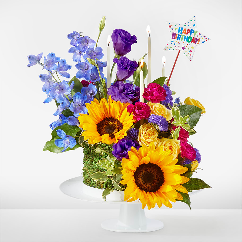 Star of the Day Floral Cake – KEITH'S FLOWER SHOP, Mount Gilead OH