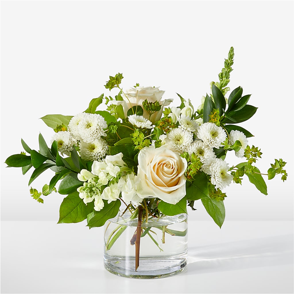 Hint of Vanilla Bouquet – KEITH'S FLOWER SHOP, Mount Gilead OH