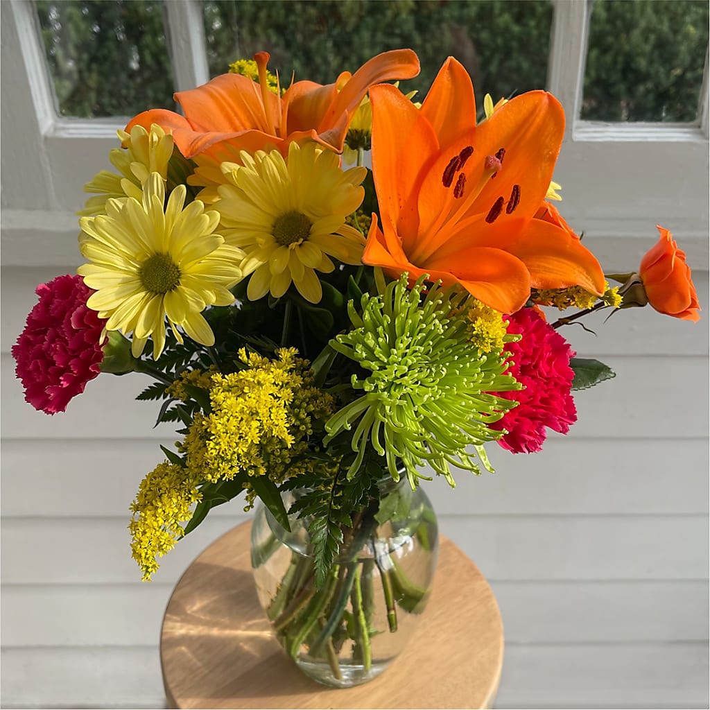 Bold & Bright – A Florist Original – KEITH'S FLOWER SHOP, Mount Gilead OH