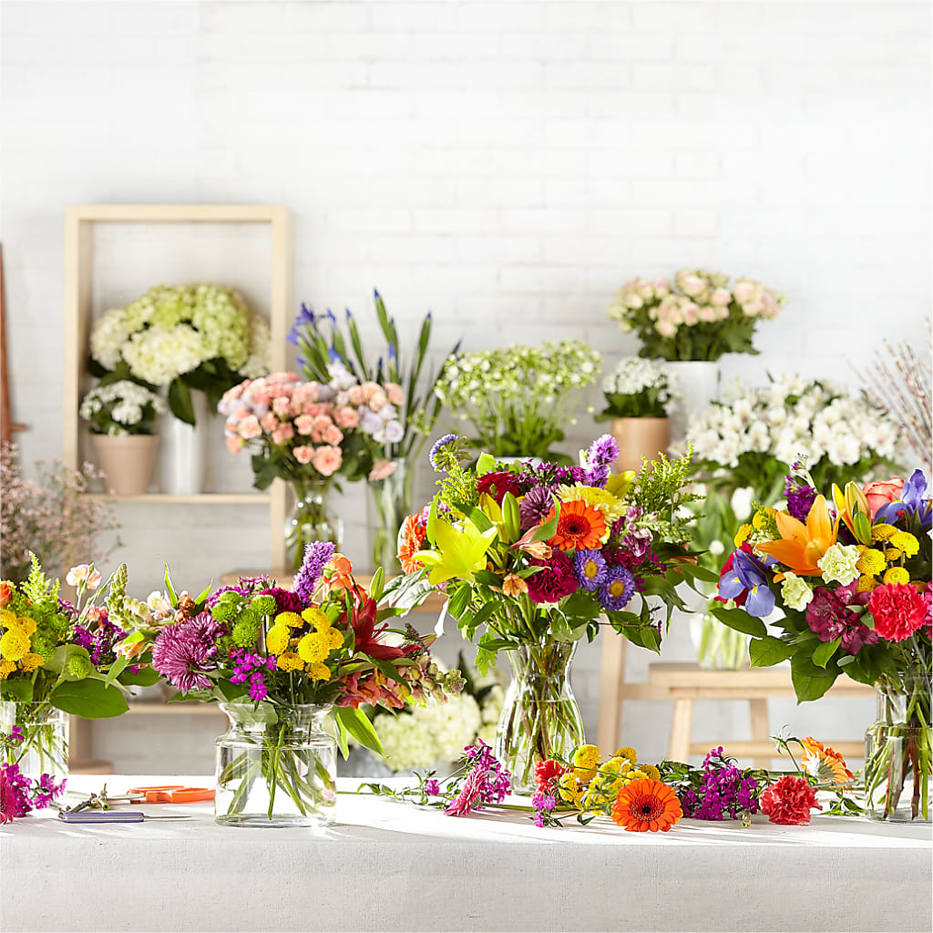 Bold & Bright – A Florist Original – KEITH'S FLOWER SHOP, Mount Gilead OH