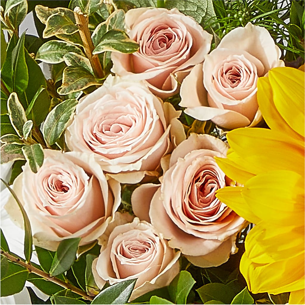 The Good Life Bouquet – KEITH'S FLOWER SHOP, Mount Gilead OH