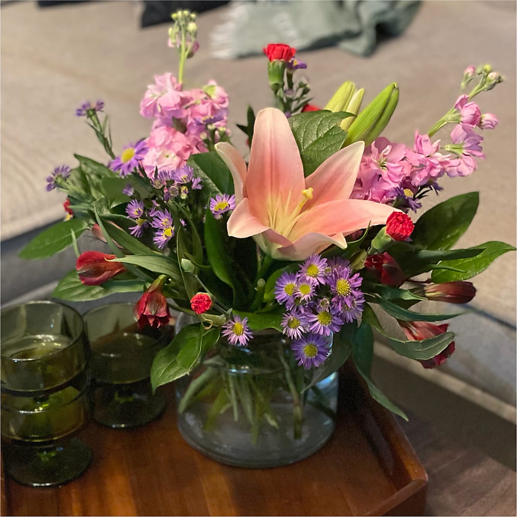 Romantique Bouquet – KEITH'S FLOWER SHOP, Mount Gilead OH