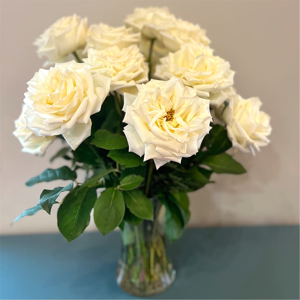 Long Stem Yellow Rose Bouquet – KEITH'S FLOWER SHOP, Mount Gilead OH