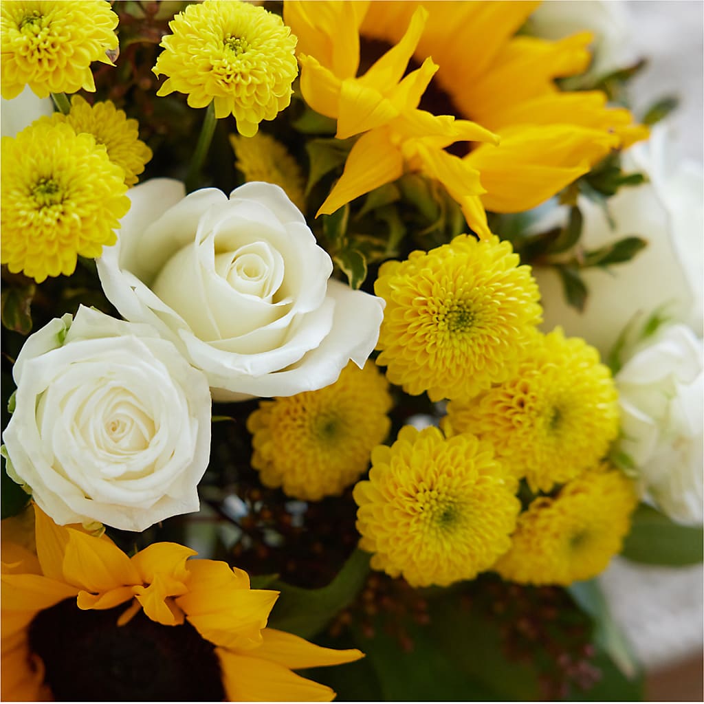 Luminous Morning Bouquet – KEITH'S FLOWER SHOP, Mount Gilead OH