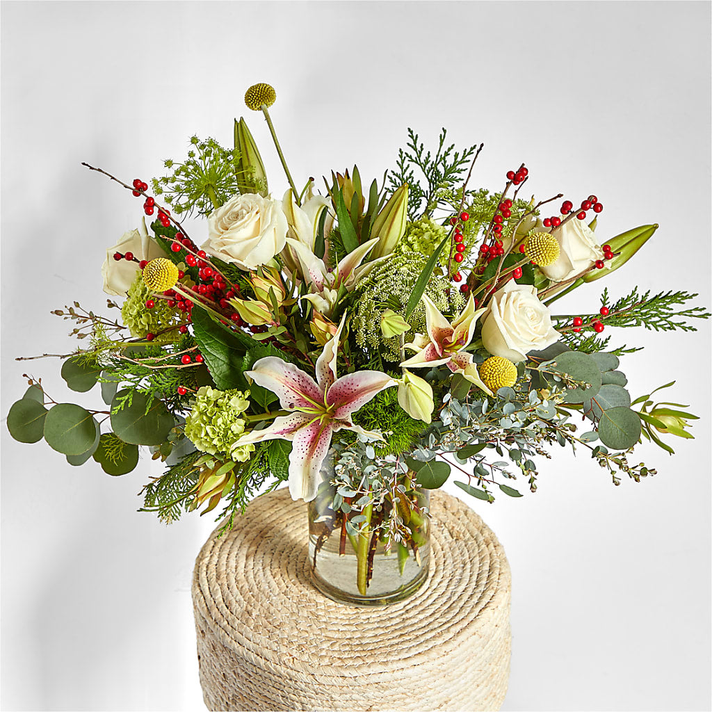 Berry & Bright Bouquet – KEITH'S FLOWER SHOP, Mount Gilead OH
