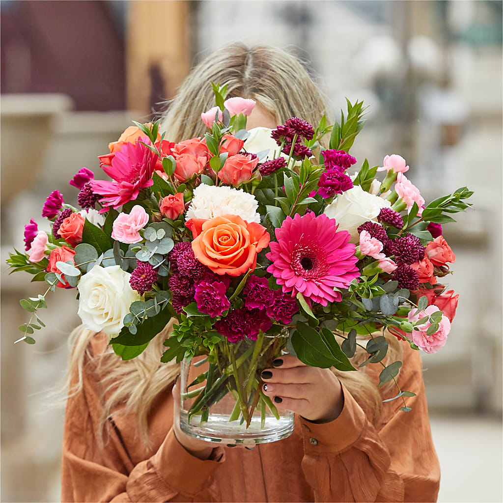 Smell the Roses Bouquet – KEITH'S FLOWER SHOP, Mount Gilead OH