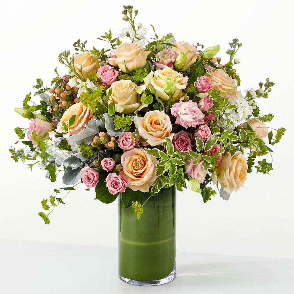 The Glamour Shot – KEITH'S FLOWER SHOP, Mount Gilead OH