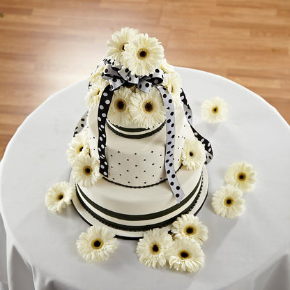 Simple Sophistication Cake Décor – KEITH'S FLOWER SHOP, Mount Gilead OH