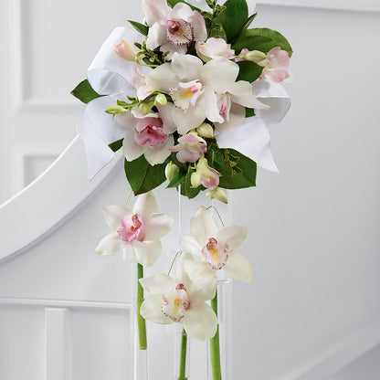 Perfect Entrance Pew Arrangement – KEITH'S FLOWER SHOP, Mount Gilead OH