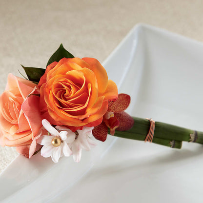 Sunset Dream Boutonniere – KEITH'S FLOWER SHOP, Mount Gilead OH