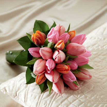 Embraceable Bouquet – KEITH'S FLOWER SHOP, Mount Gilead OH